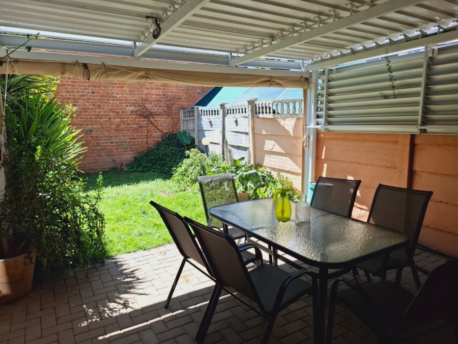 2 Bedroom Property for Sale in Navalsig Free State